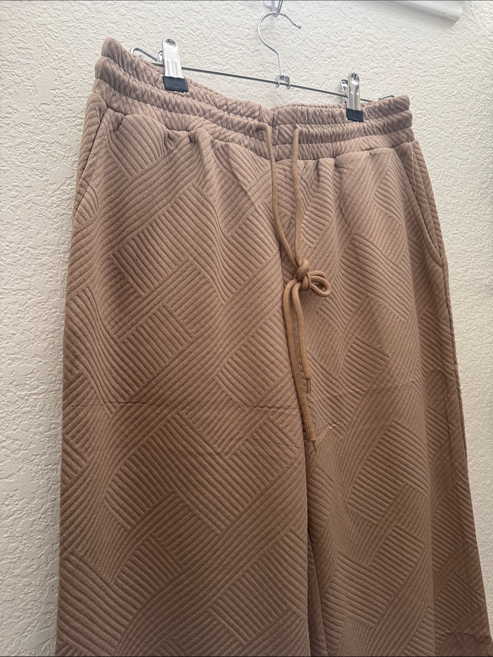 Taupe Brown Textured 2 Piece Lounge Set Wide Leg Pants Women’s Medium - Picture 8 of 12